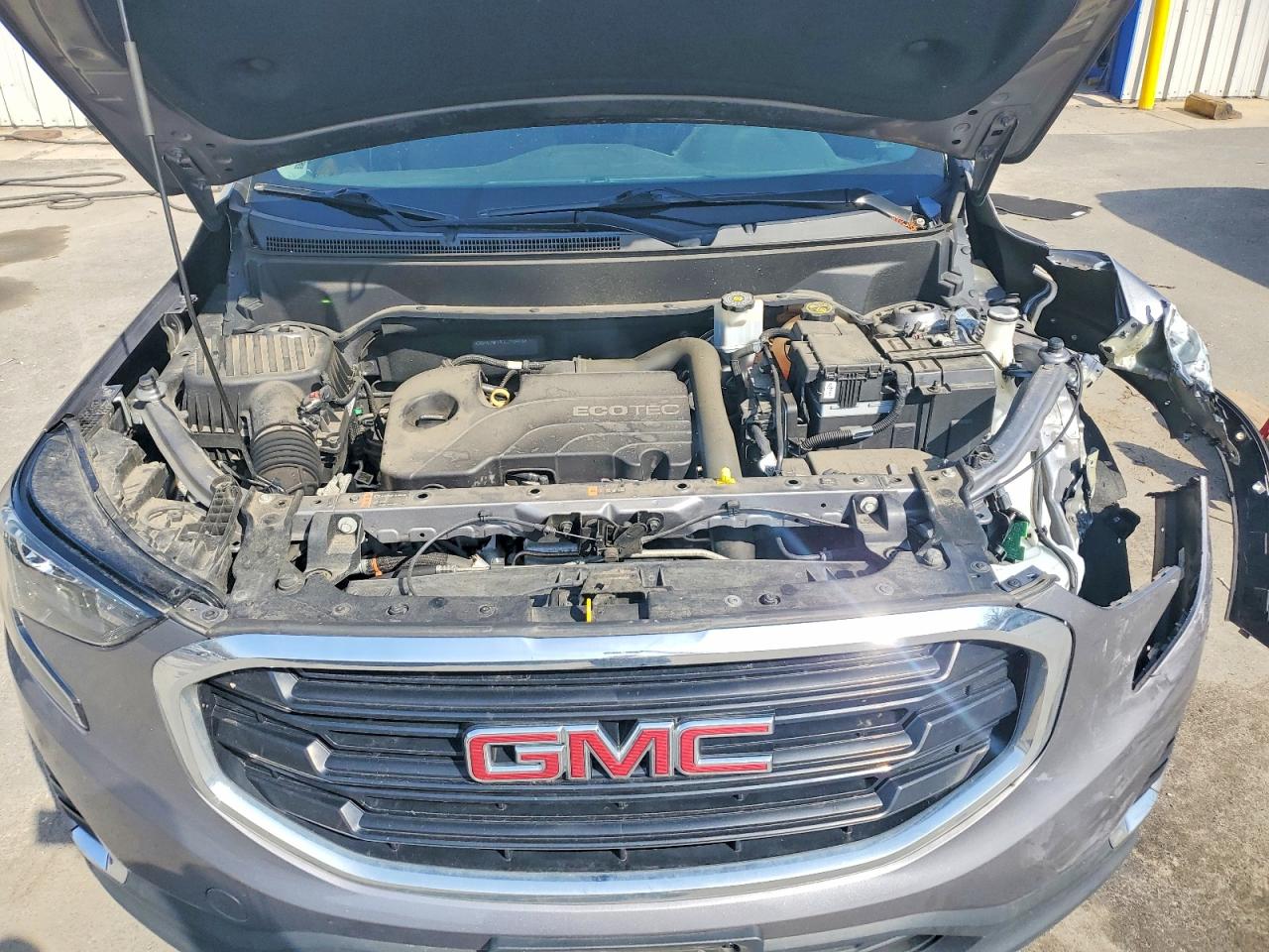 2018 GMC TERRAIN SLE photo 23