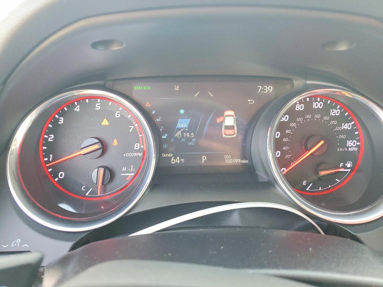 2019 TOYOTA CAMRY XSE photo 9