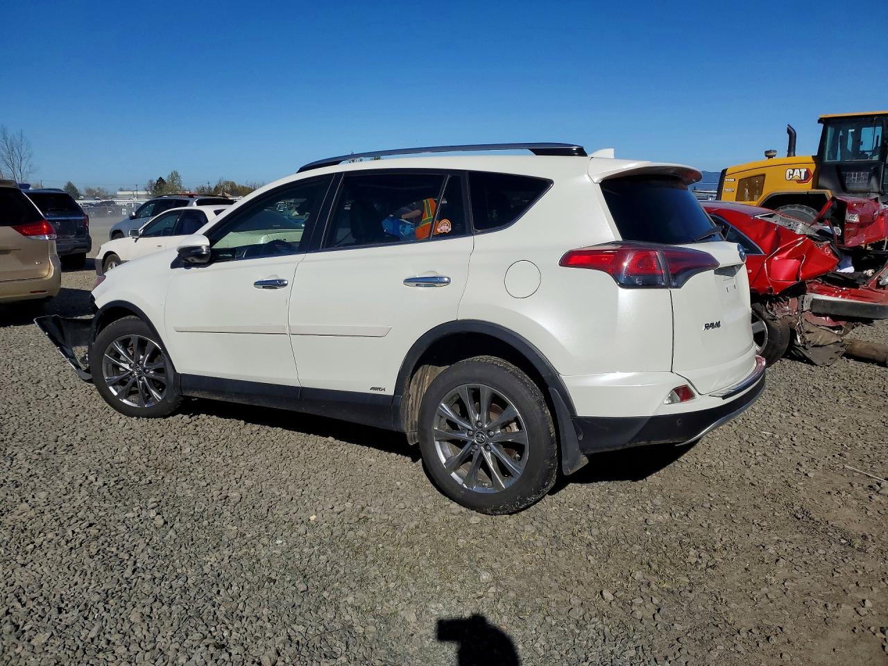 2017 TOYOTA RAV4 HV LIMITED photo 4