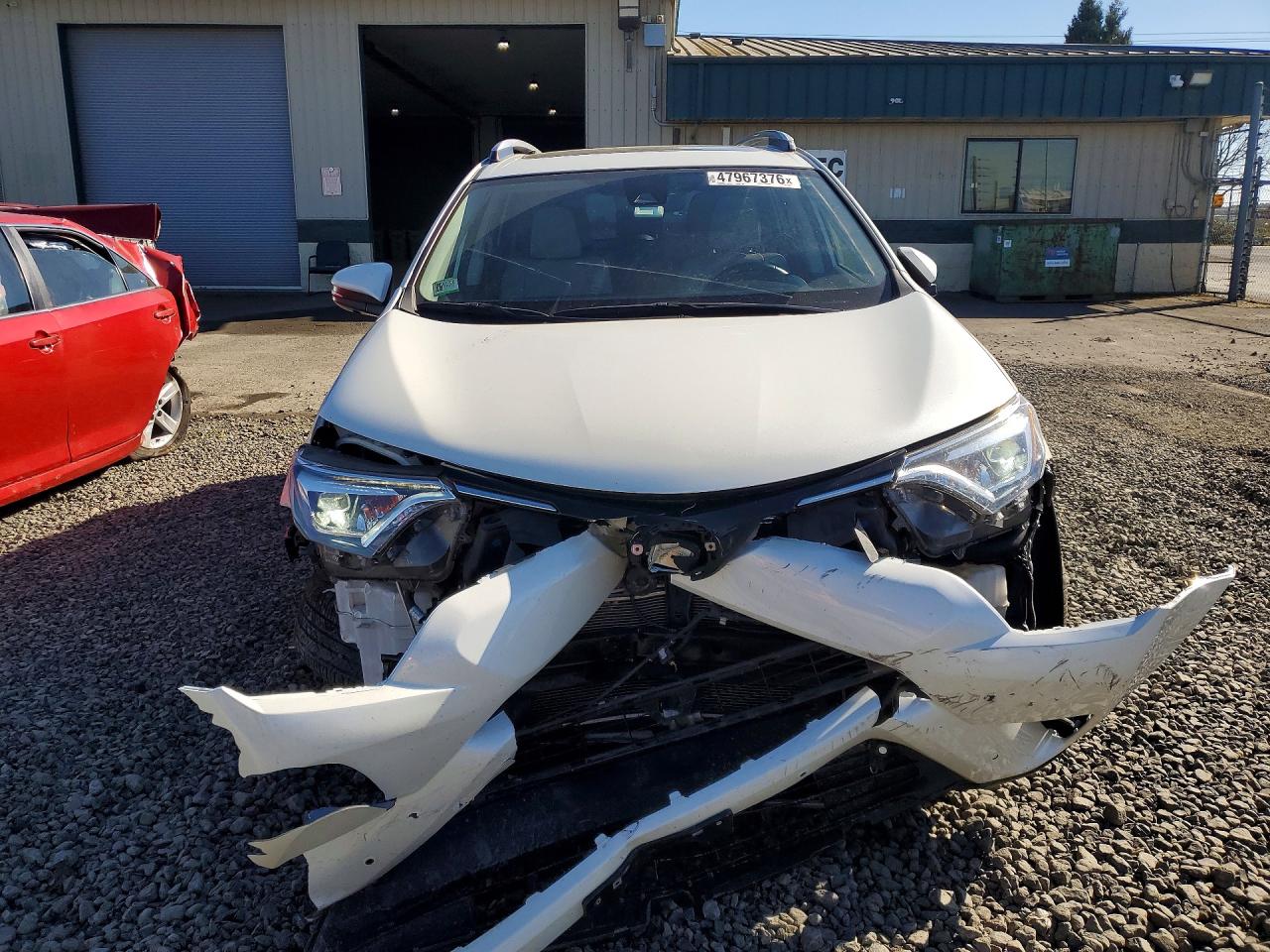 2017 TOYOTA RAV4 HV LIMITED photo 13