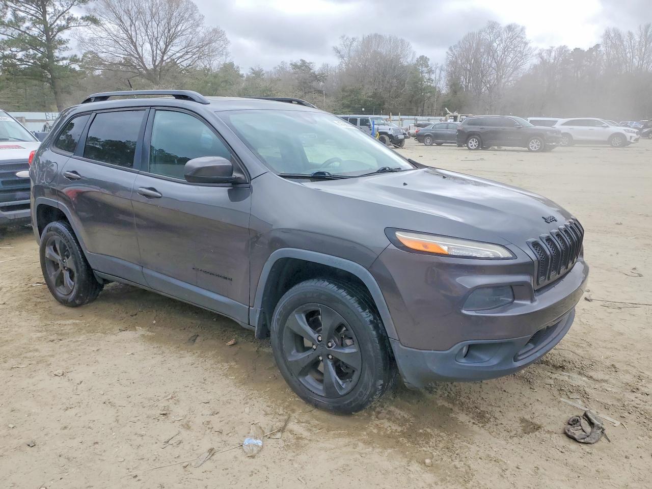 2015 JEEP CHEROKEE LATITUDE photo 7