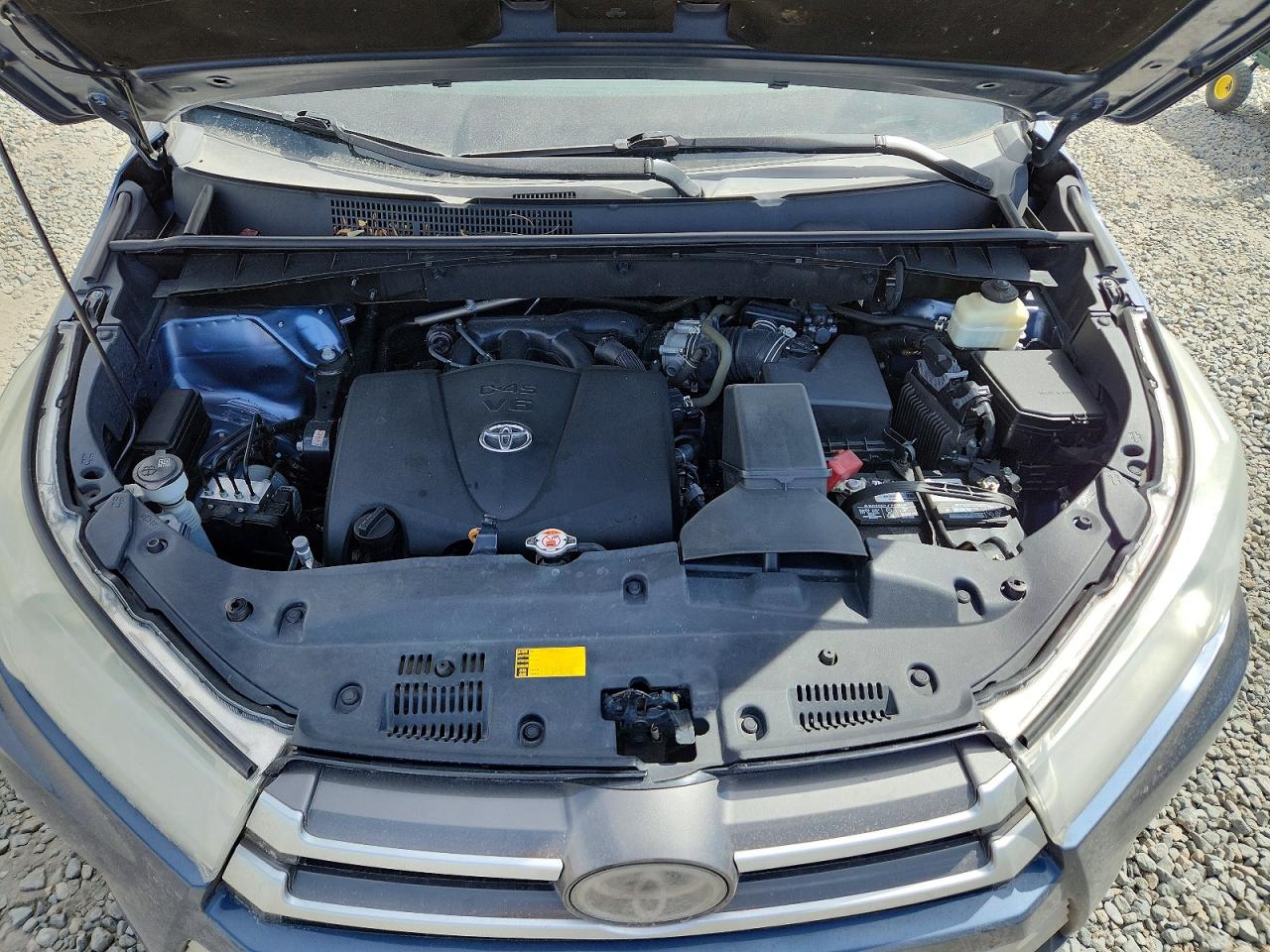 2017 TOYOTA HIGHLANDER LE PLUS photo 34