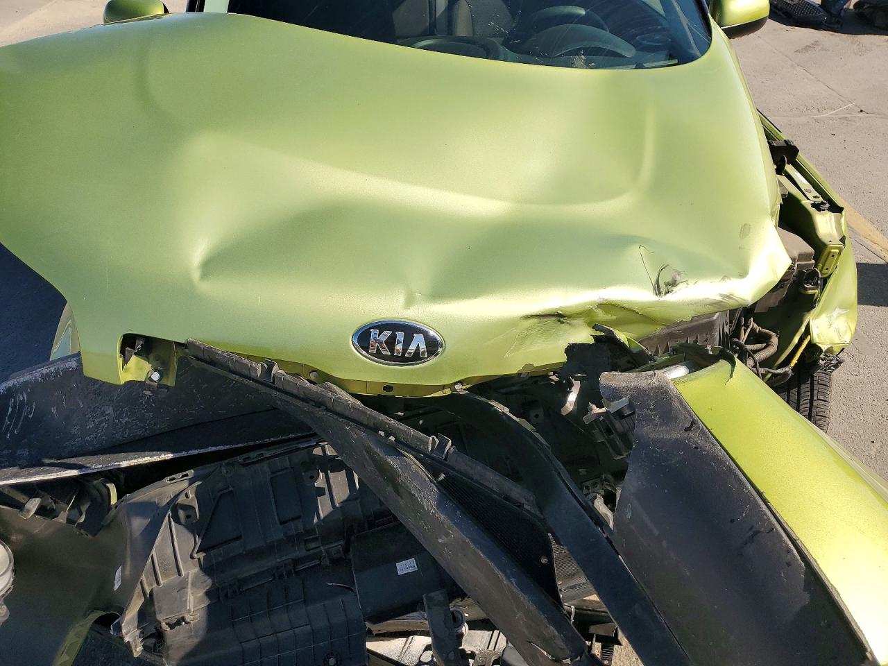 2016 KIA SOUL + photo 11