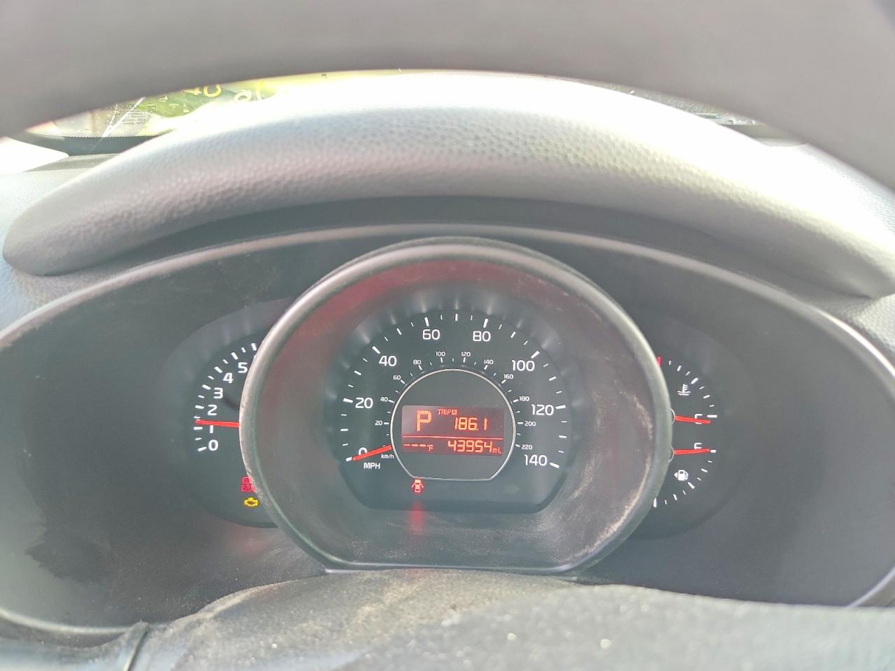 2016 KIA SOUL + photo 9