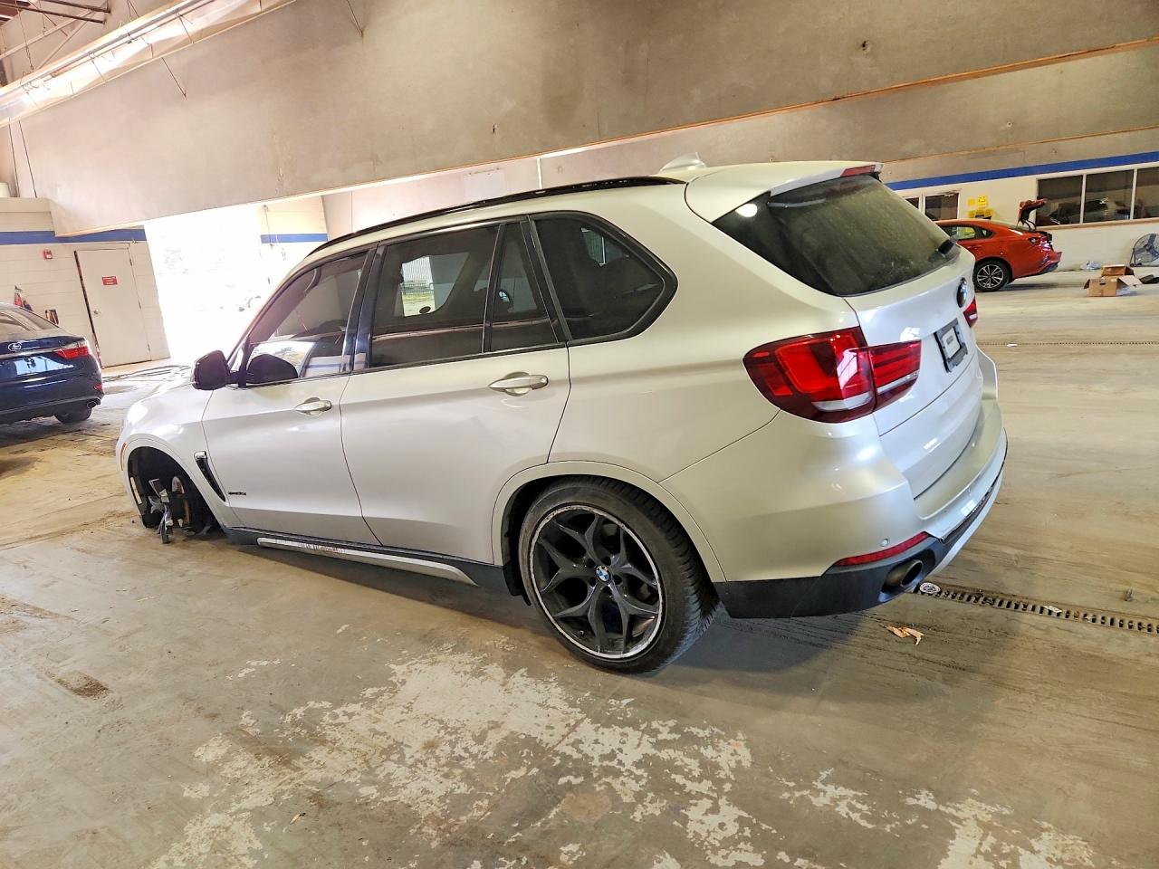 2015 BMW X5 XDRIVE35I photo 4