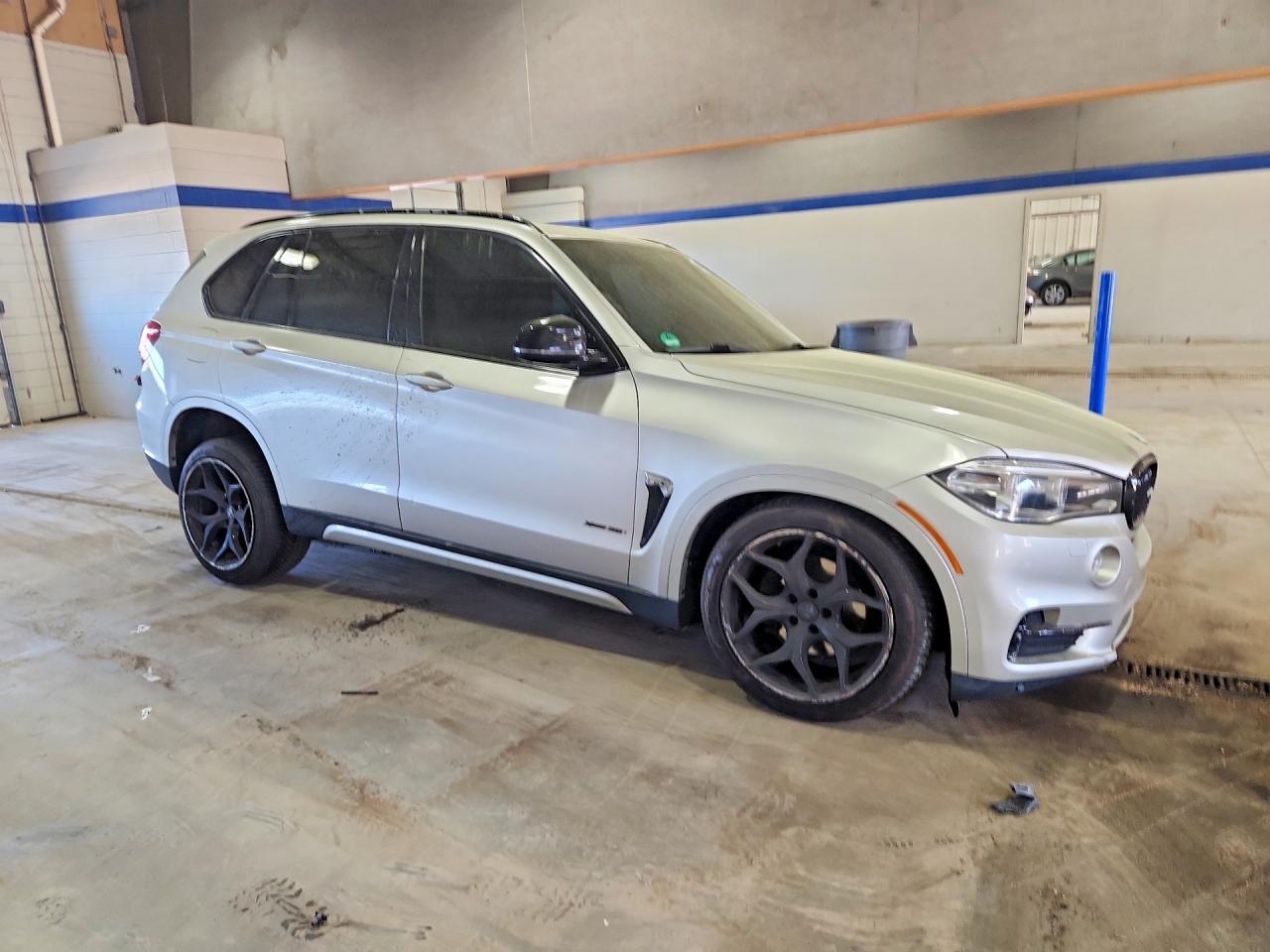 2015 BMW X5 XDRIVE35I photo 10