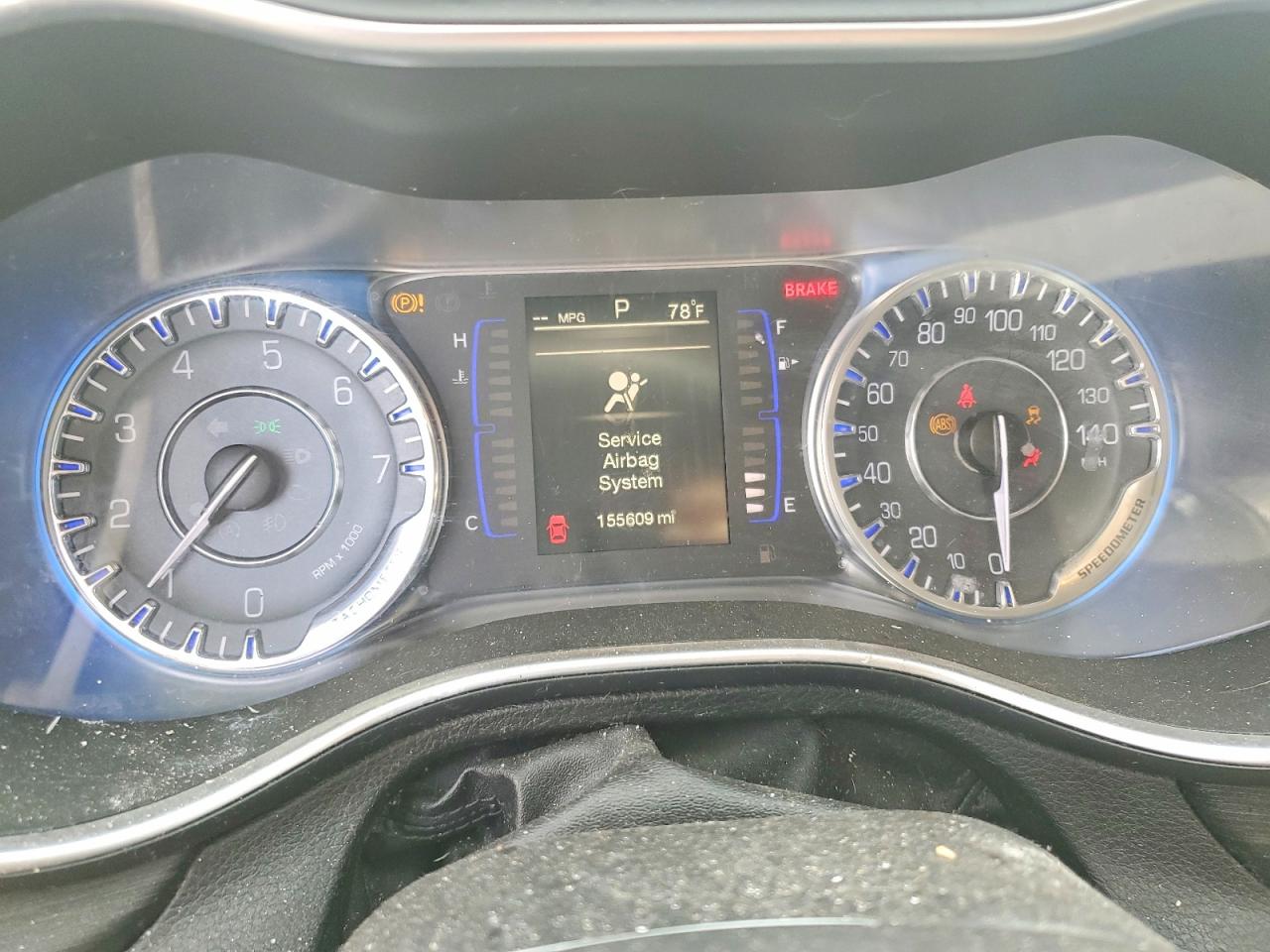 2015 CHRYSLER 200 LIMITED photo 9