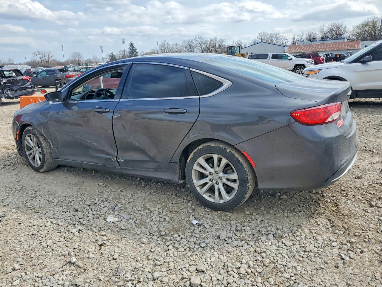 2015 CHRYSLER 200 LIMITED photo 2