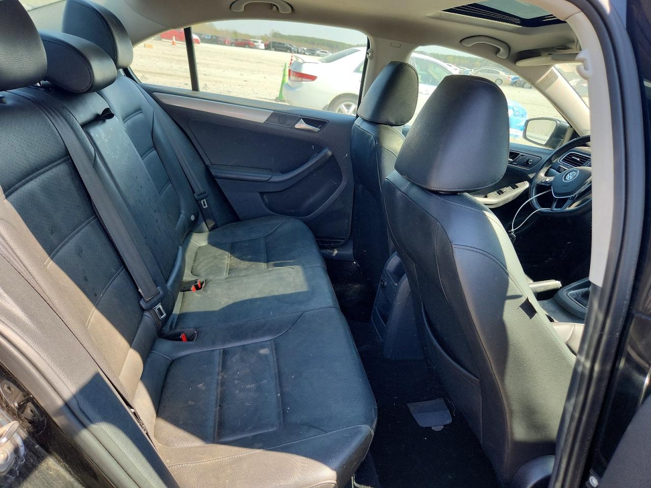 2015 VOLKSWAGEN JETTA SE photo 19