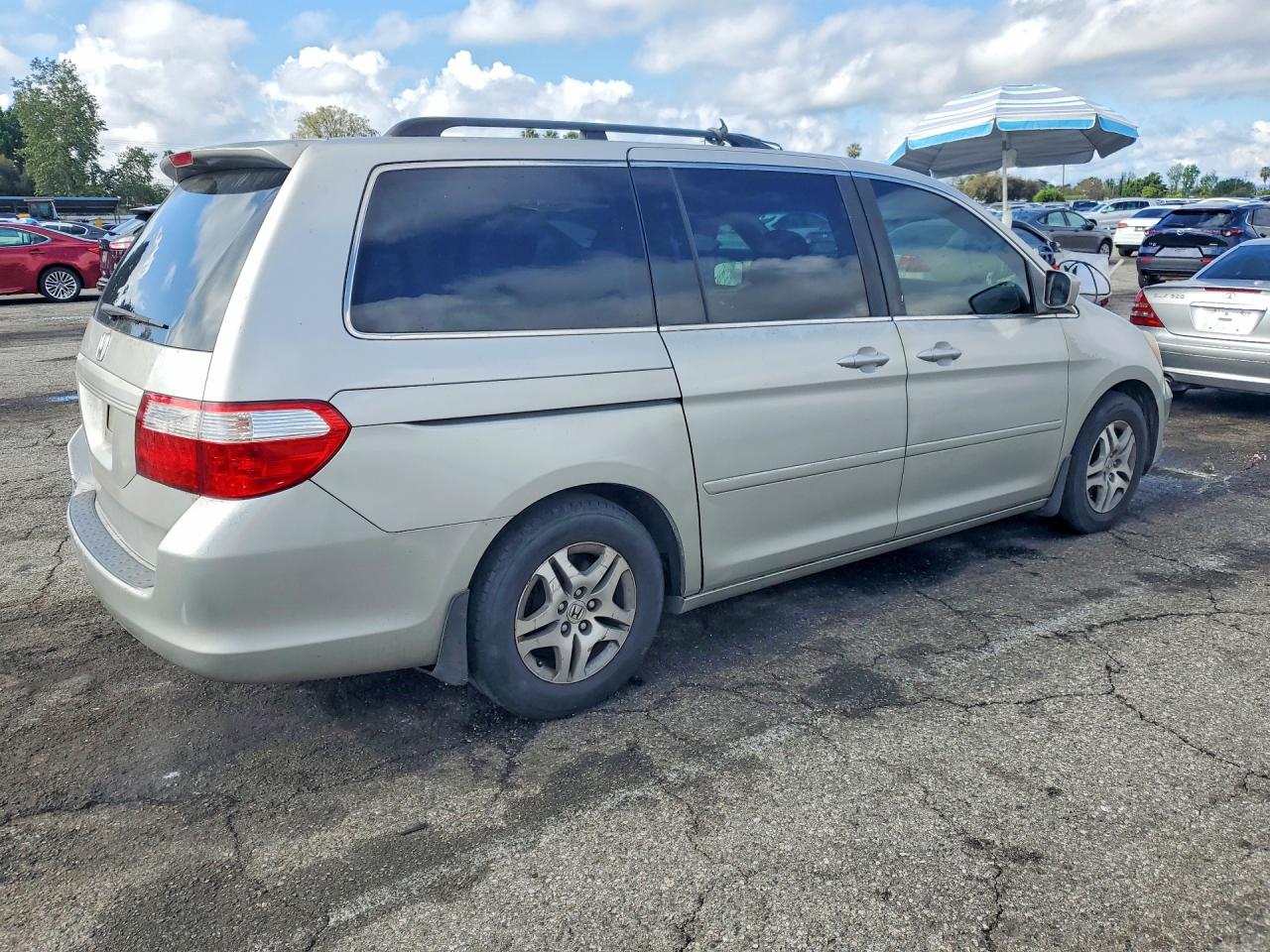 2006 HONDA ODYSSEY EX photo 5