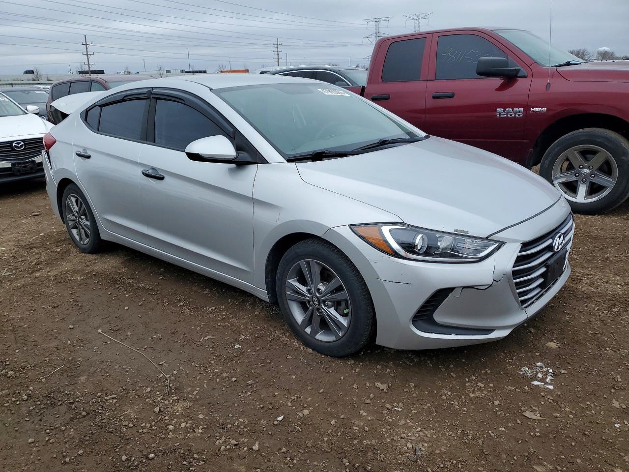 2018 HYUNDAI ELANTRA SEL photo 7