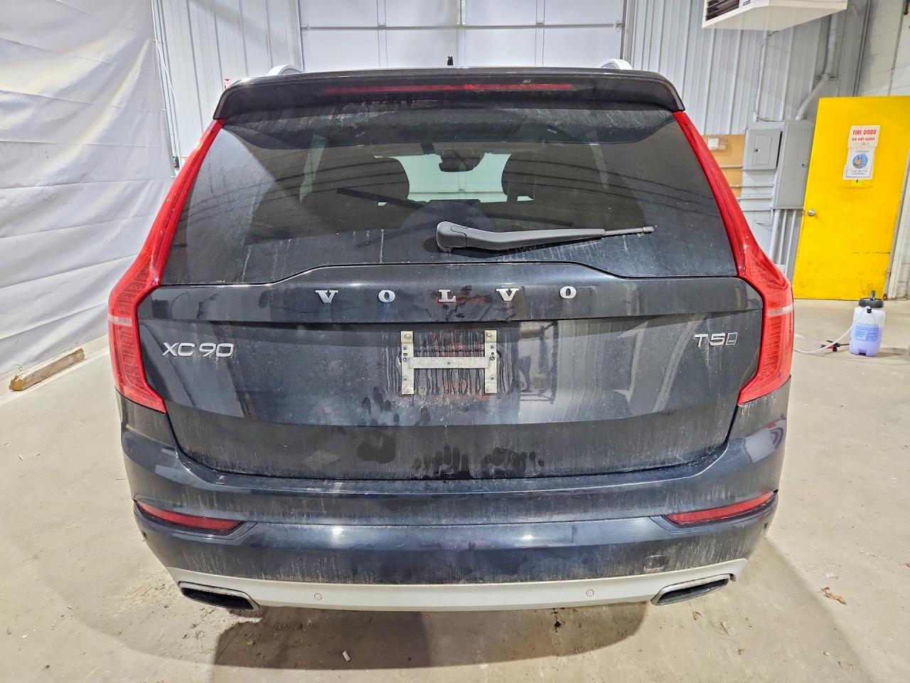 2016 VOLVO XC90 T5 photo 6