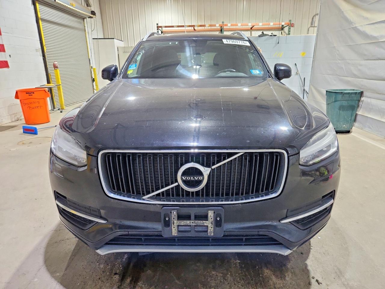 2016 VOLVO XC90 T5 photo 5
