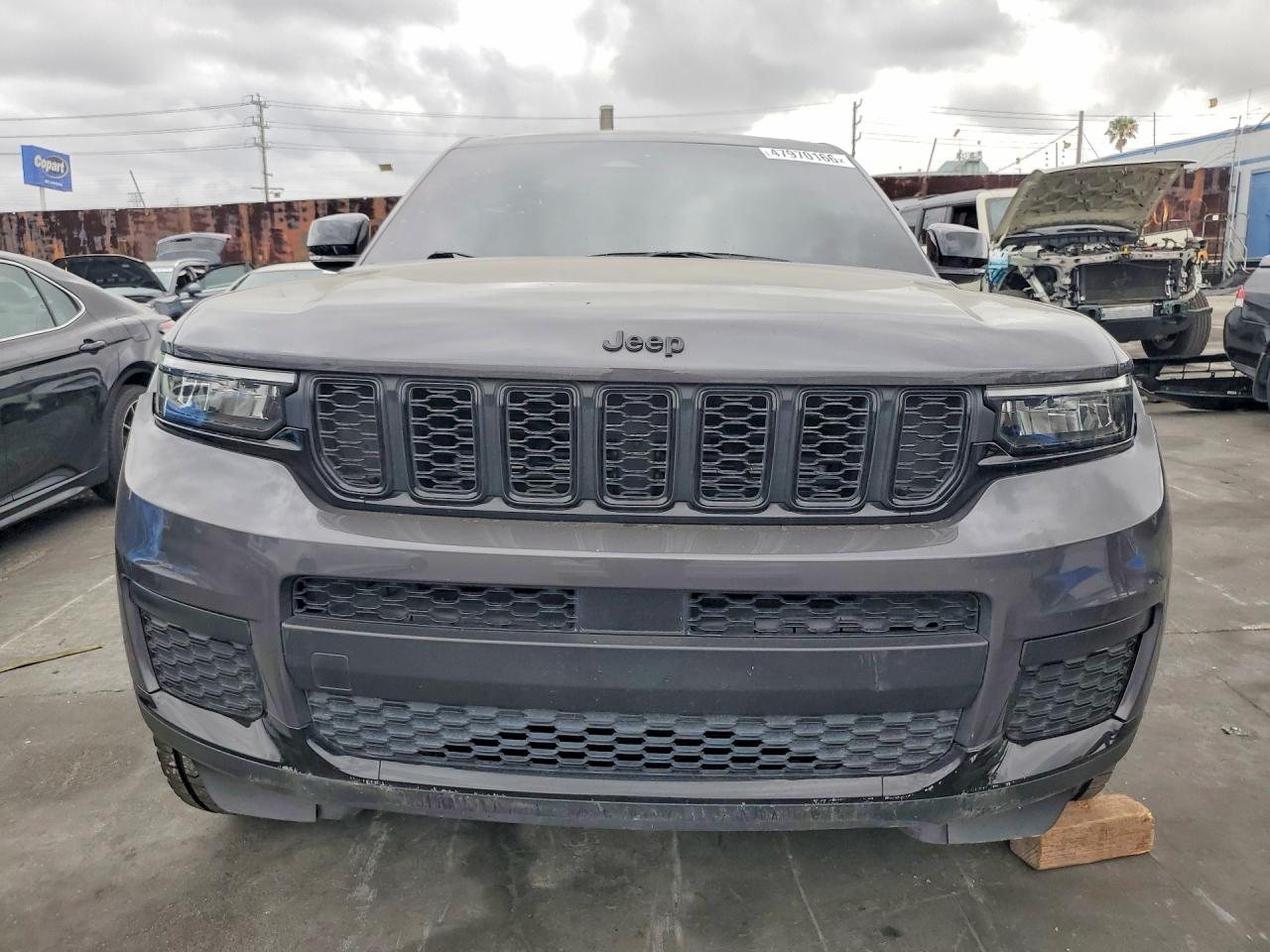 2023 JEEP GRAND CHEROKEE L LAREDO photo 5