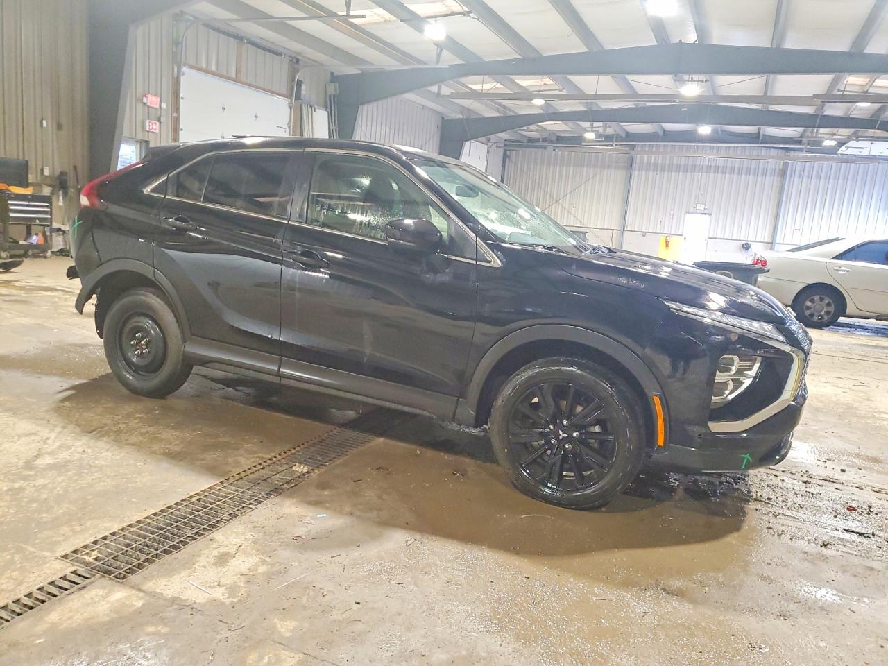 2024 MITSUBISHI ECLIPSE CROSS LE photo 4