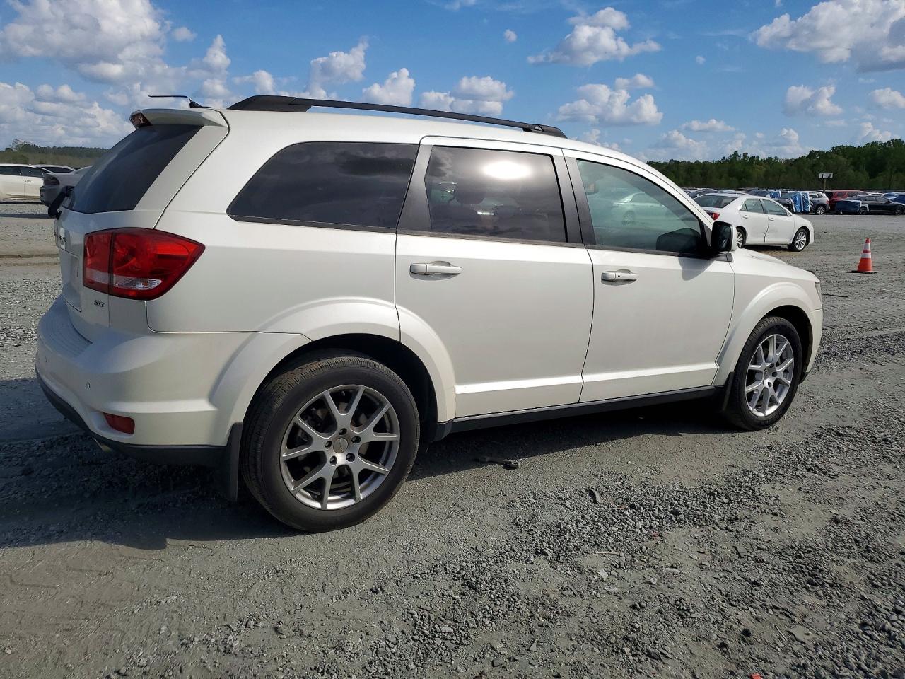 2014 DODGE JOURNEY photo 5