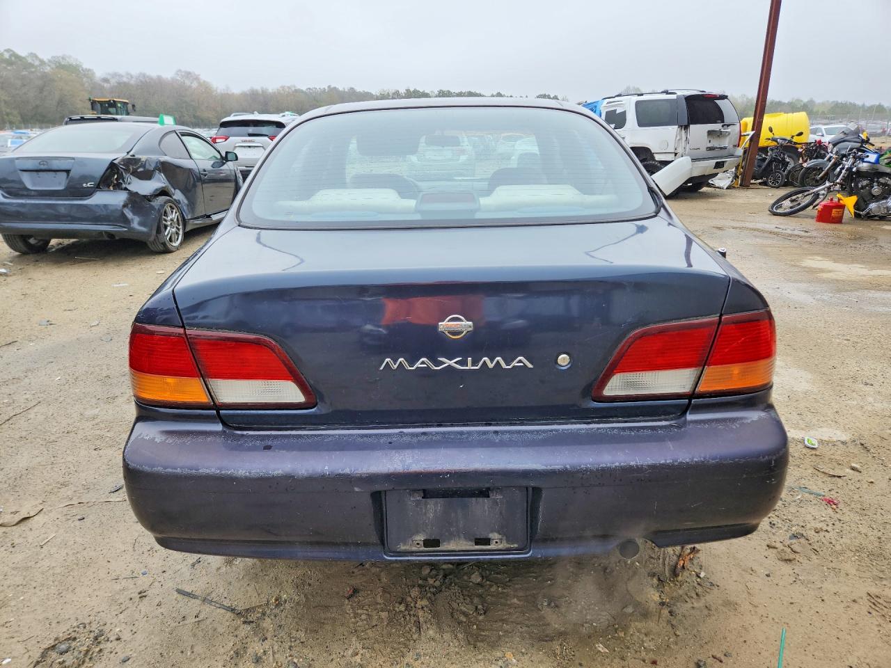 1998 NISSAN MAXIMA GXE photo 6