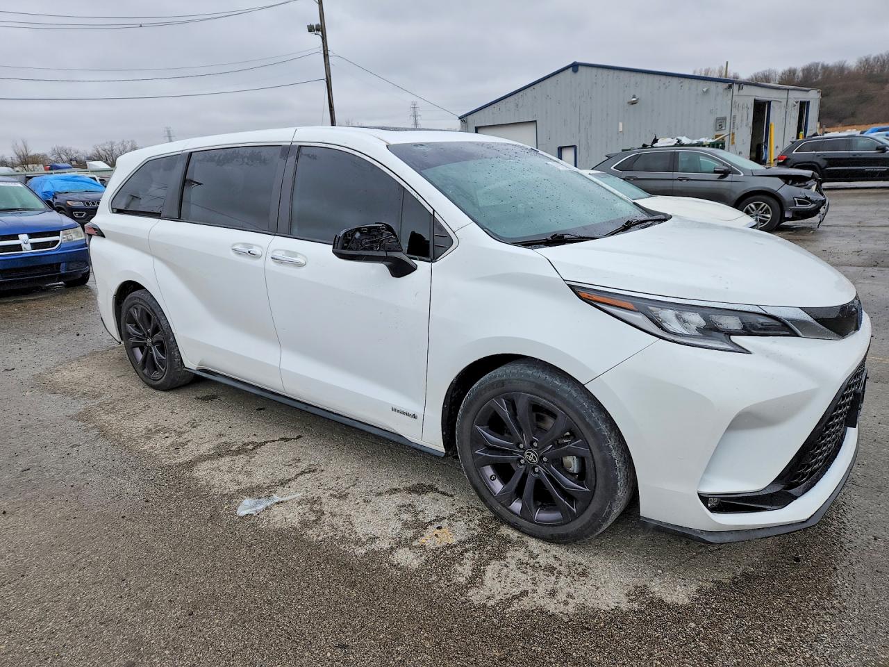 2021 TOYOTA SIENNA XSE 7-PASSENGER photo 7