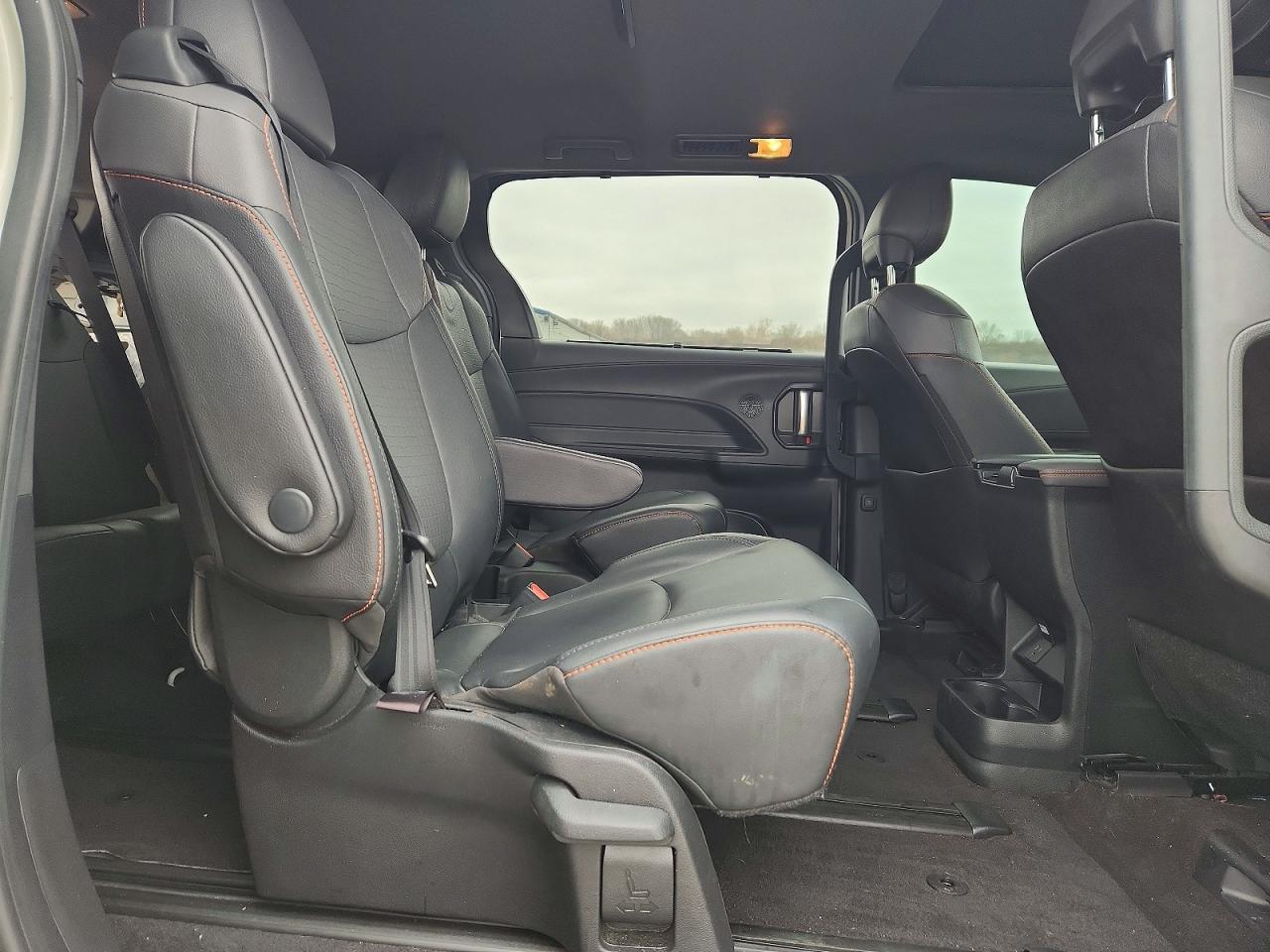 2021 TOYOTA SIENNA XSE 7-PASSENGER photo 21