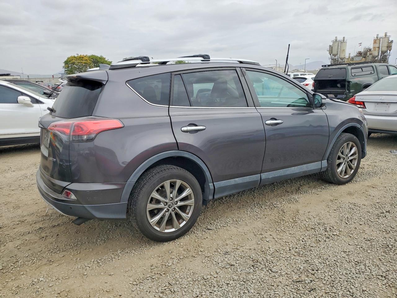 2016 TOYOTA RAV4 LIMITED photo 5