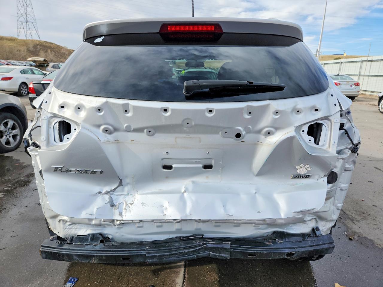 2015 HYUNDAI TUCSON SE photo 11