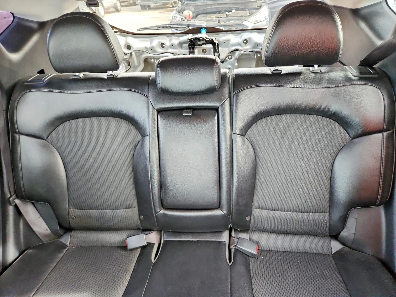 2015 HYUNDAI TUCSON SE photo 19