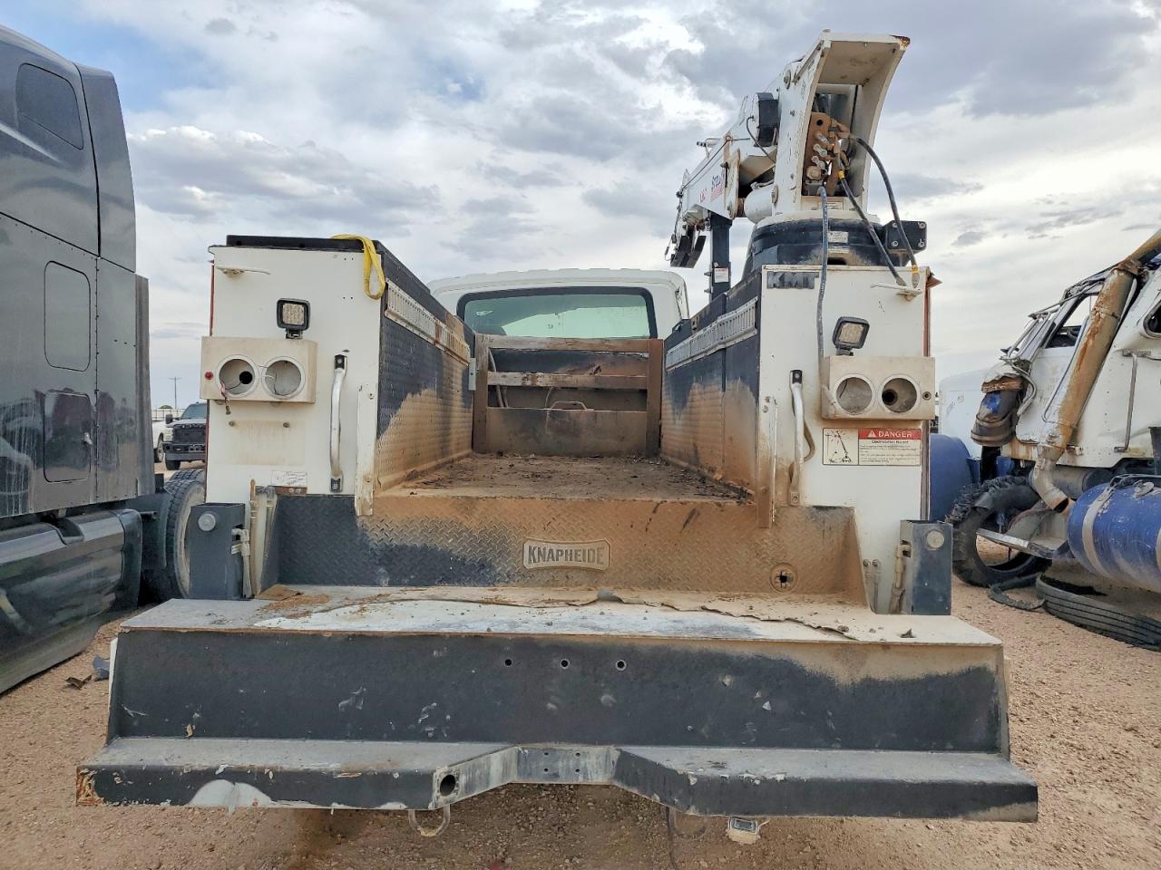 2018 INTERNATIONAL 4300 UTILITY / SERVICE TRUCK photo 16