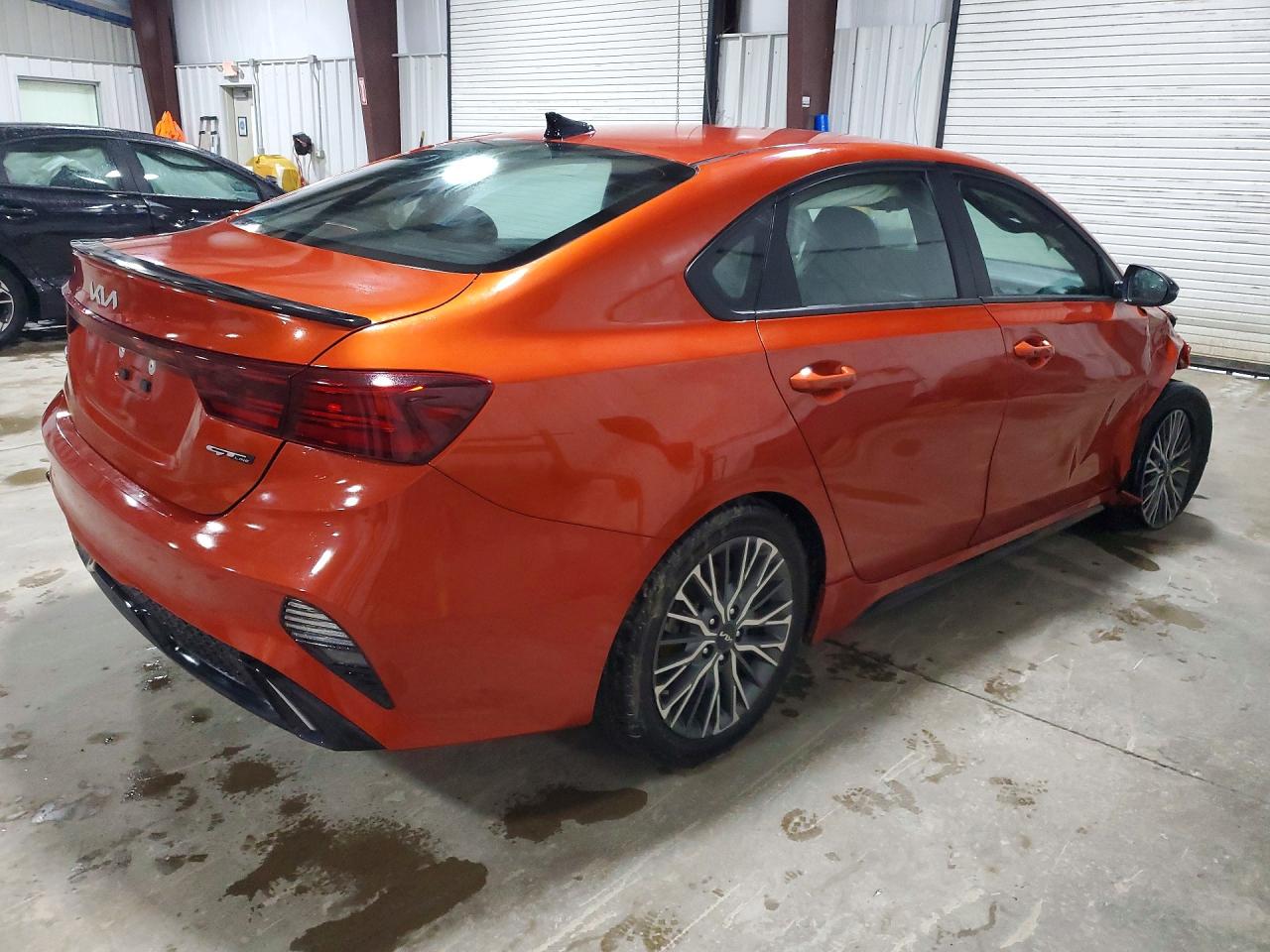 2023 KIA FORTE GT-LINE photo 5
