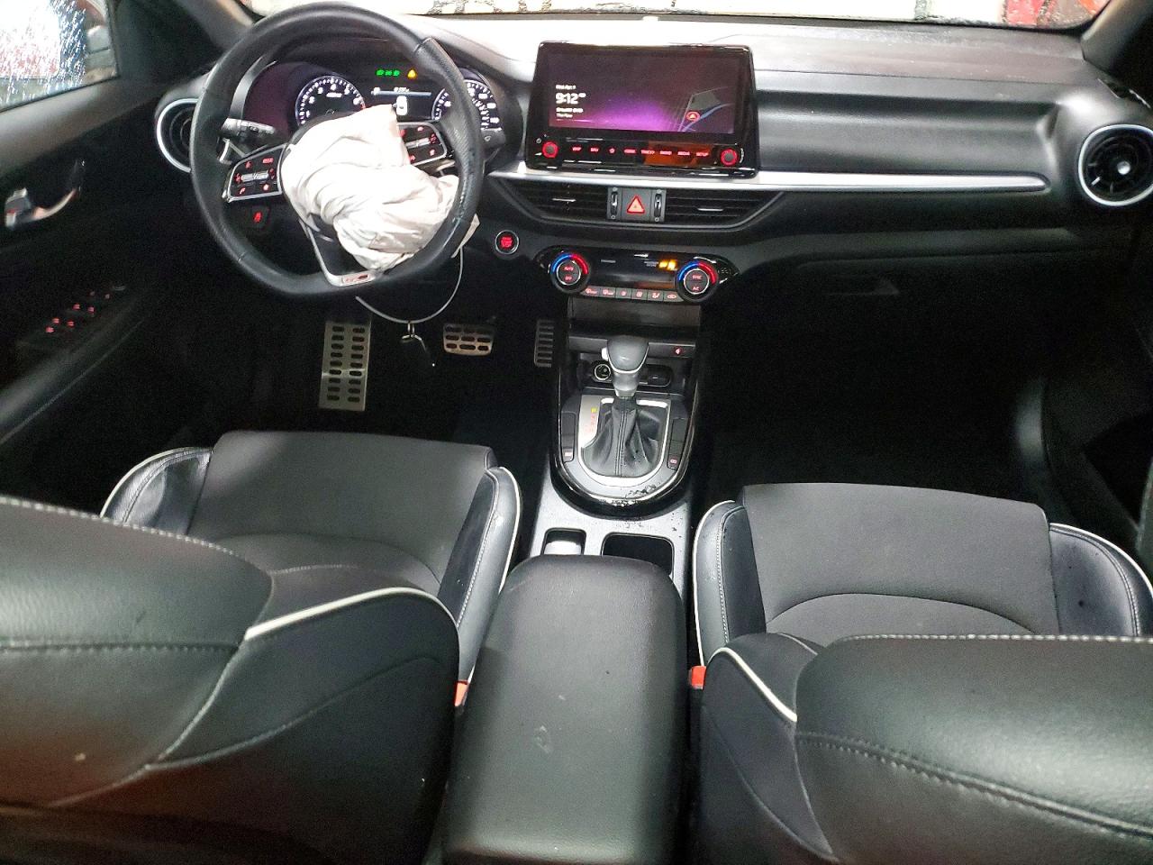 2023 KIA FORTE GT-LINE photo 15