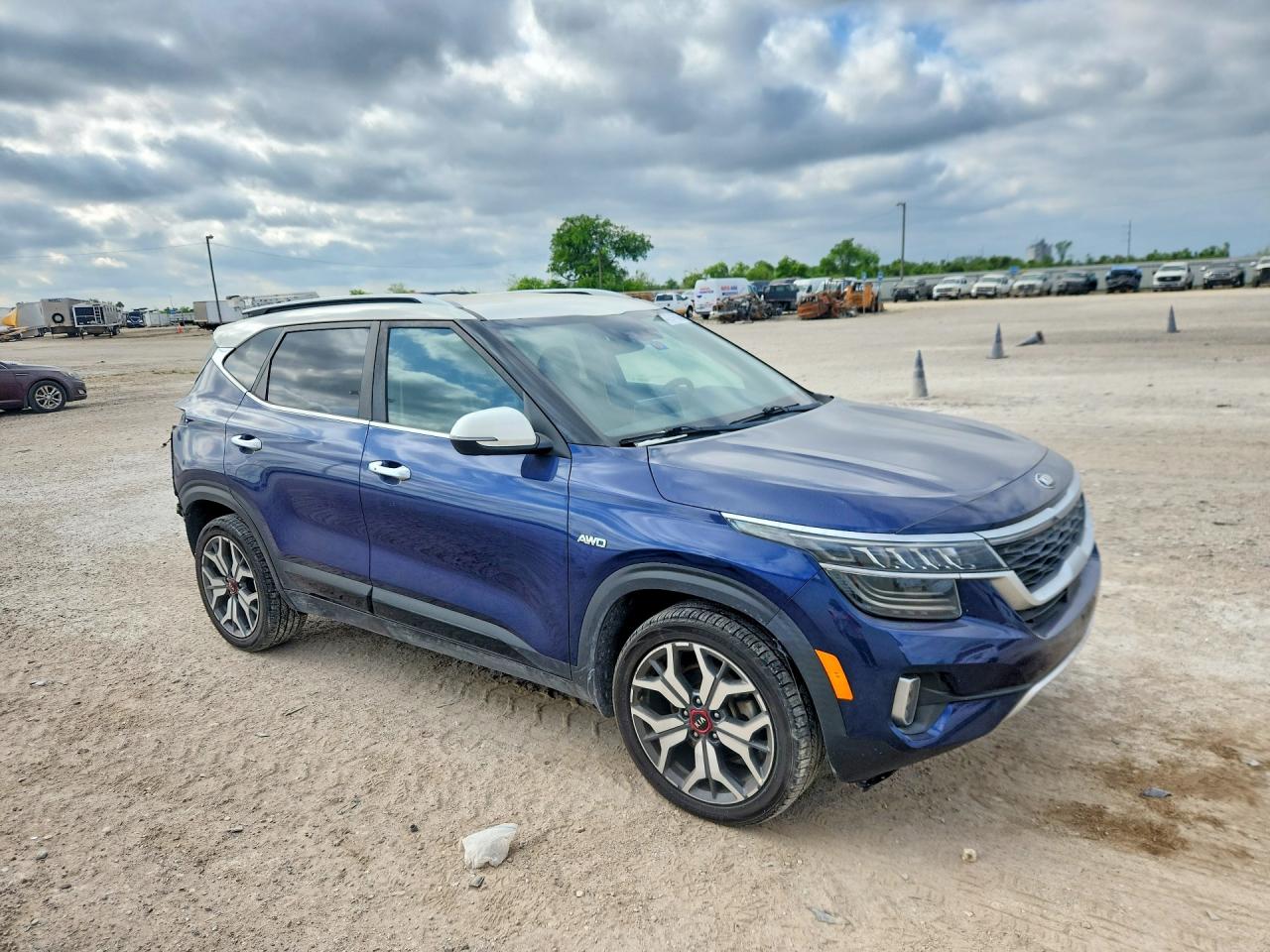 2021 KIA SELTOS SX TURBO photo 7