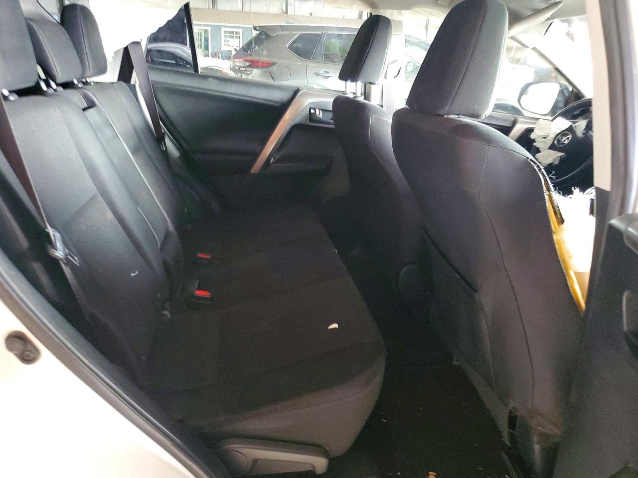 2016 TOYOTA RAV4 LE photo 19