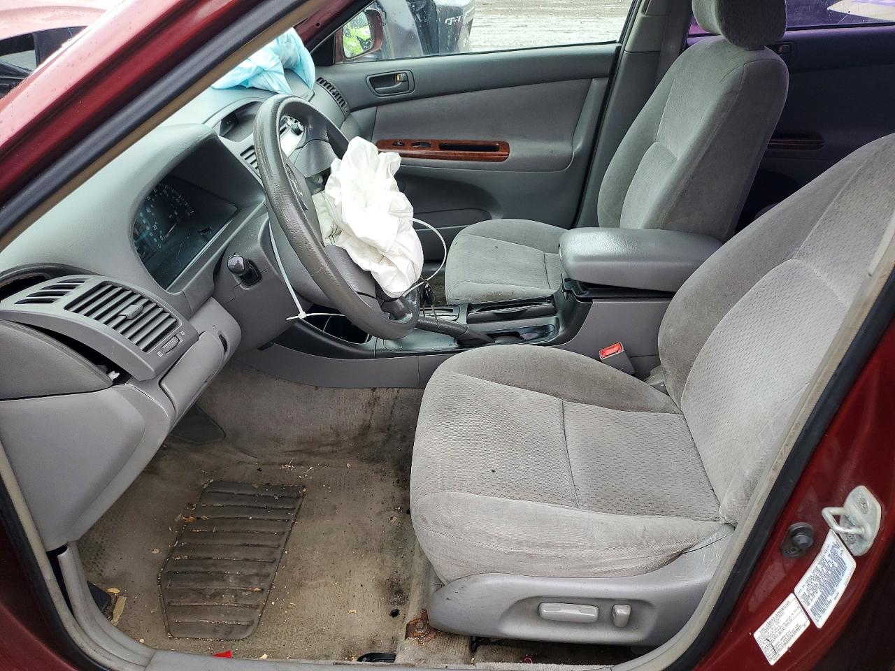 2002 TOYOTA CAMRY LE V6 photo 7