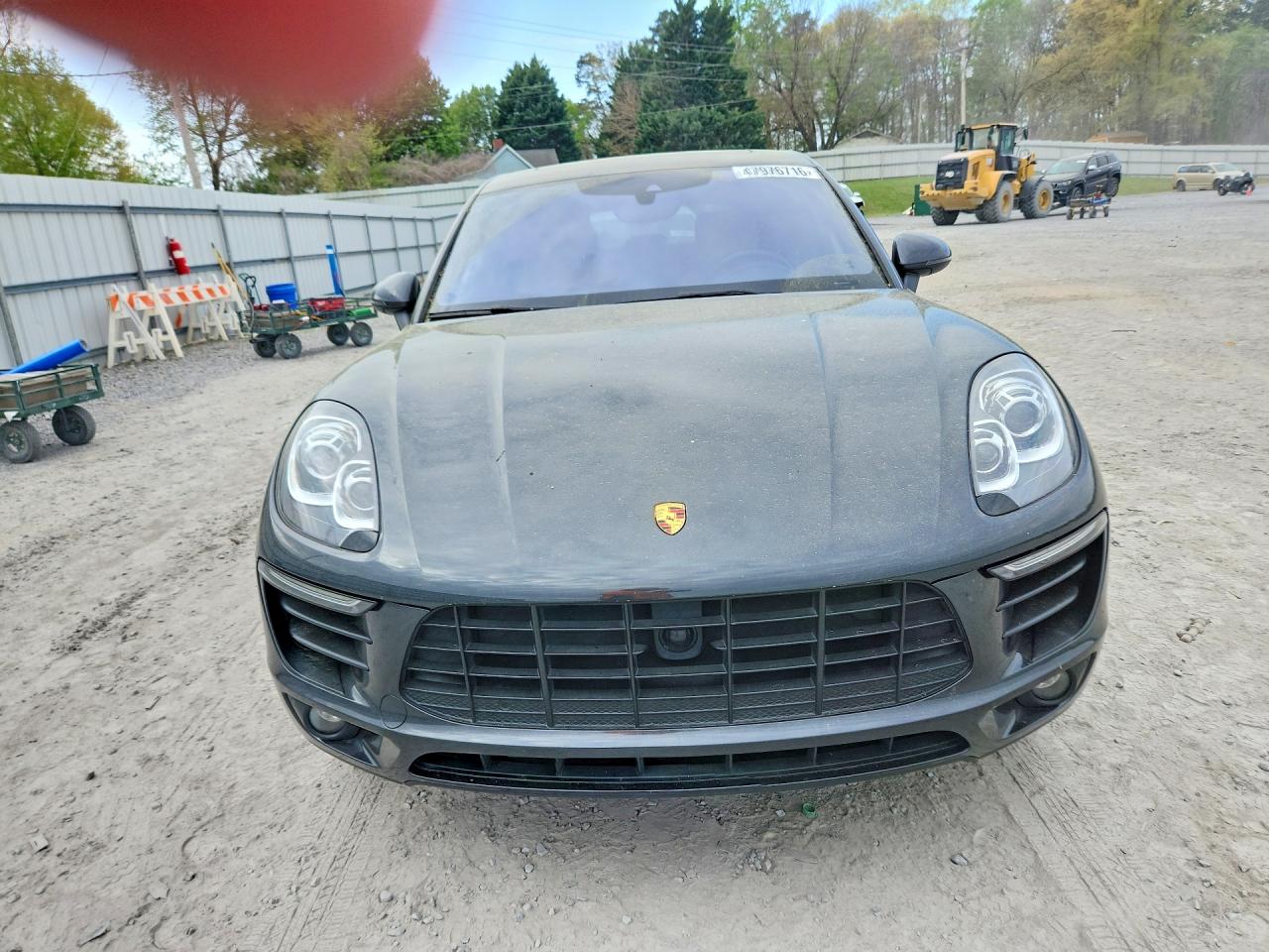 2018 PORSCHE MACAN photo 5