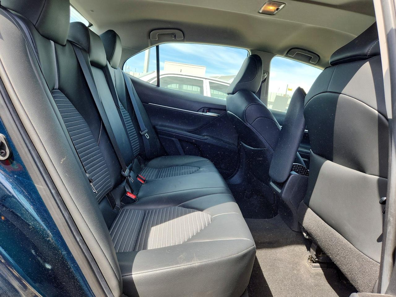 2021 TOYOTA CAMRY SE photo 19