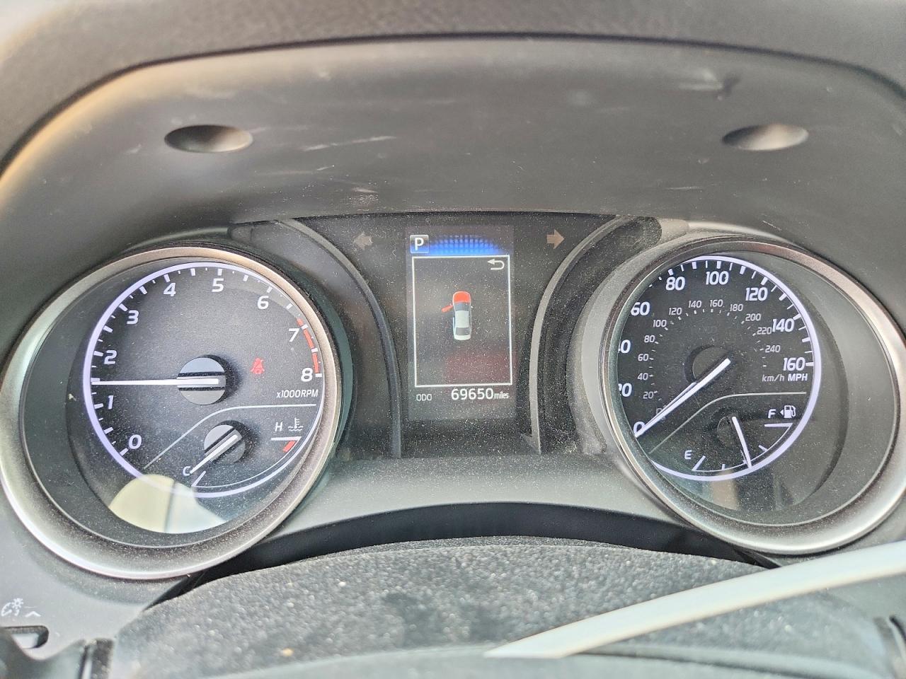 2021 TOYOTA CAMRY SE photo 17