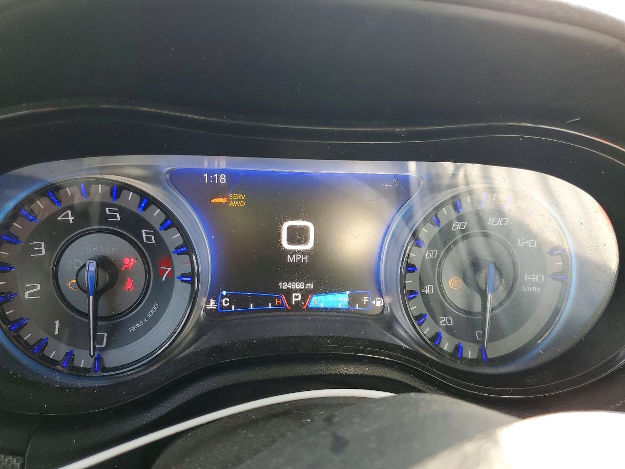 2015 CHRYSLER 300 photo 17