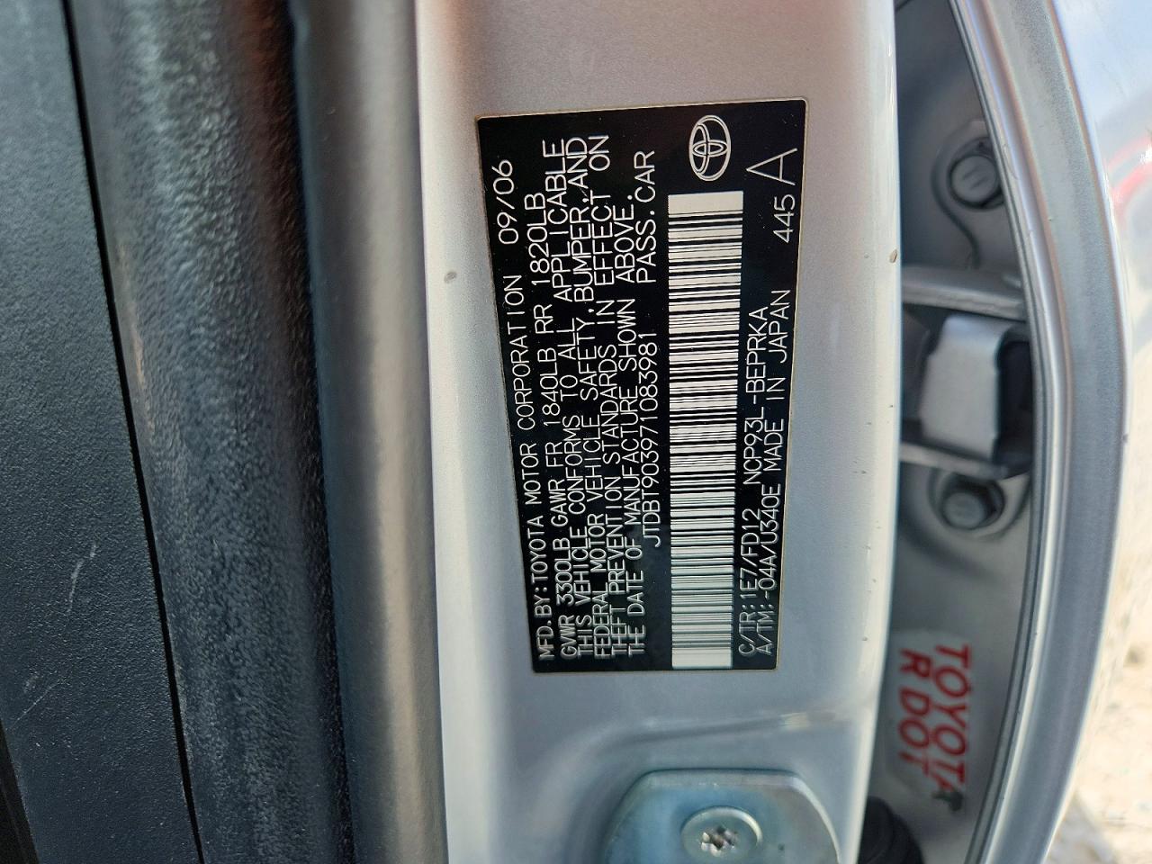 2007 TOYOTA YARIS S photo 23