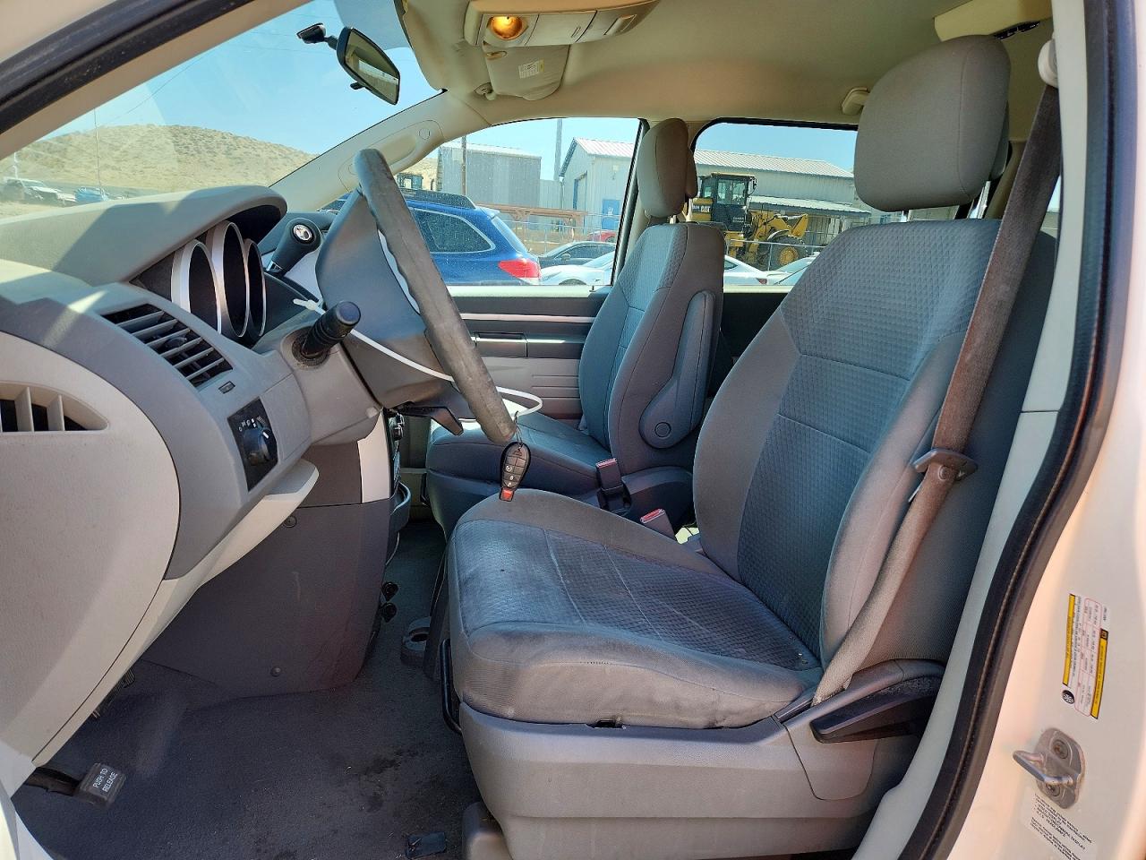 2010 DODGE GRAND CARAVAN SE photo 13