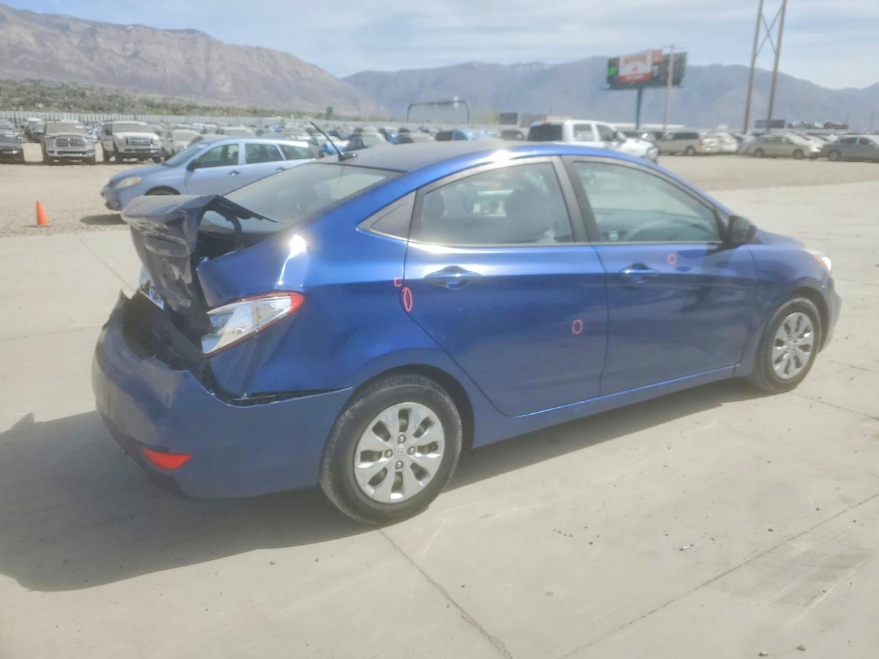 2016 HYUNDAI ACCENT SE photo 5