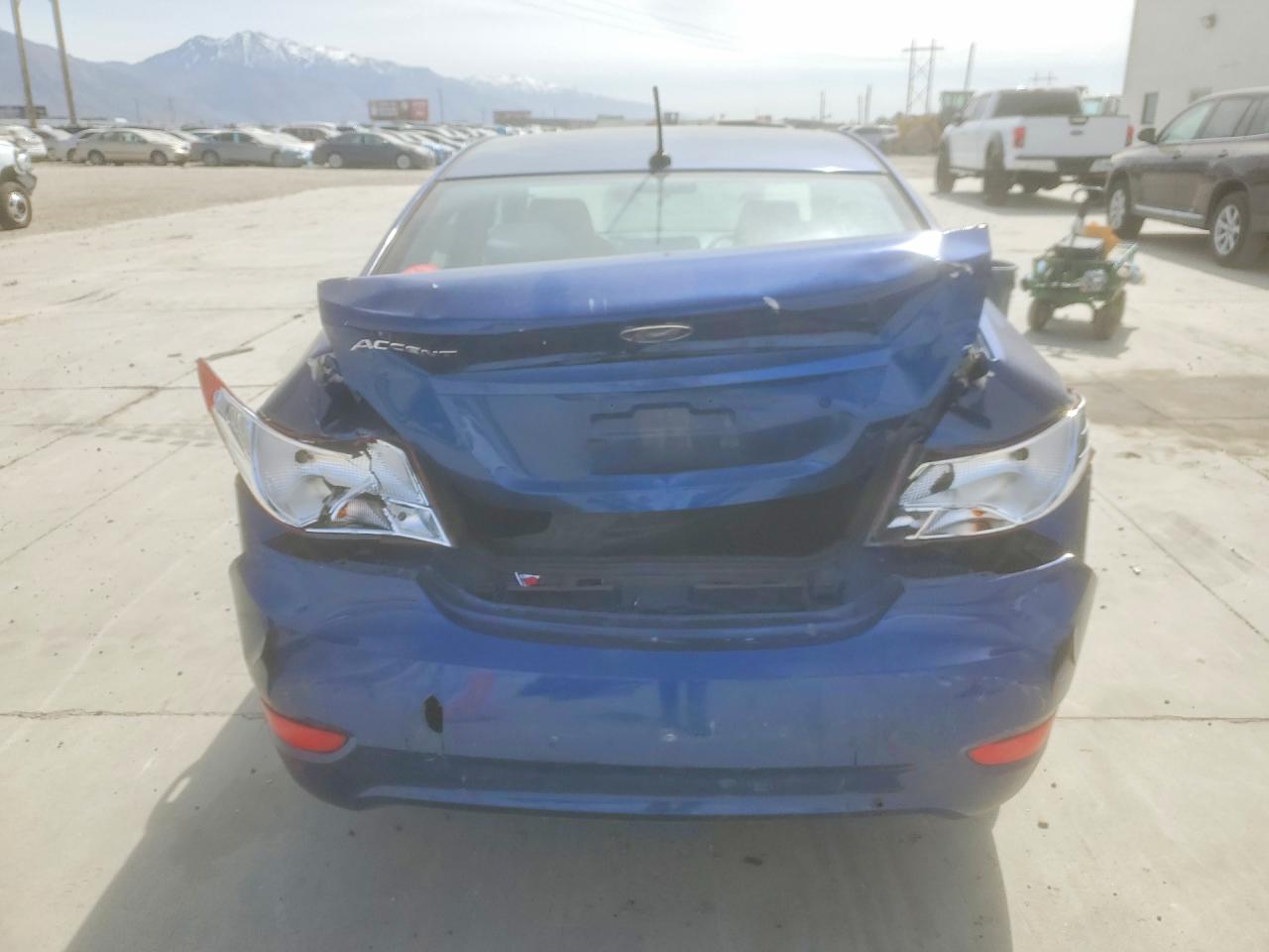 2016 HYUNDAI ACCENT SE photo 11