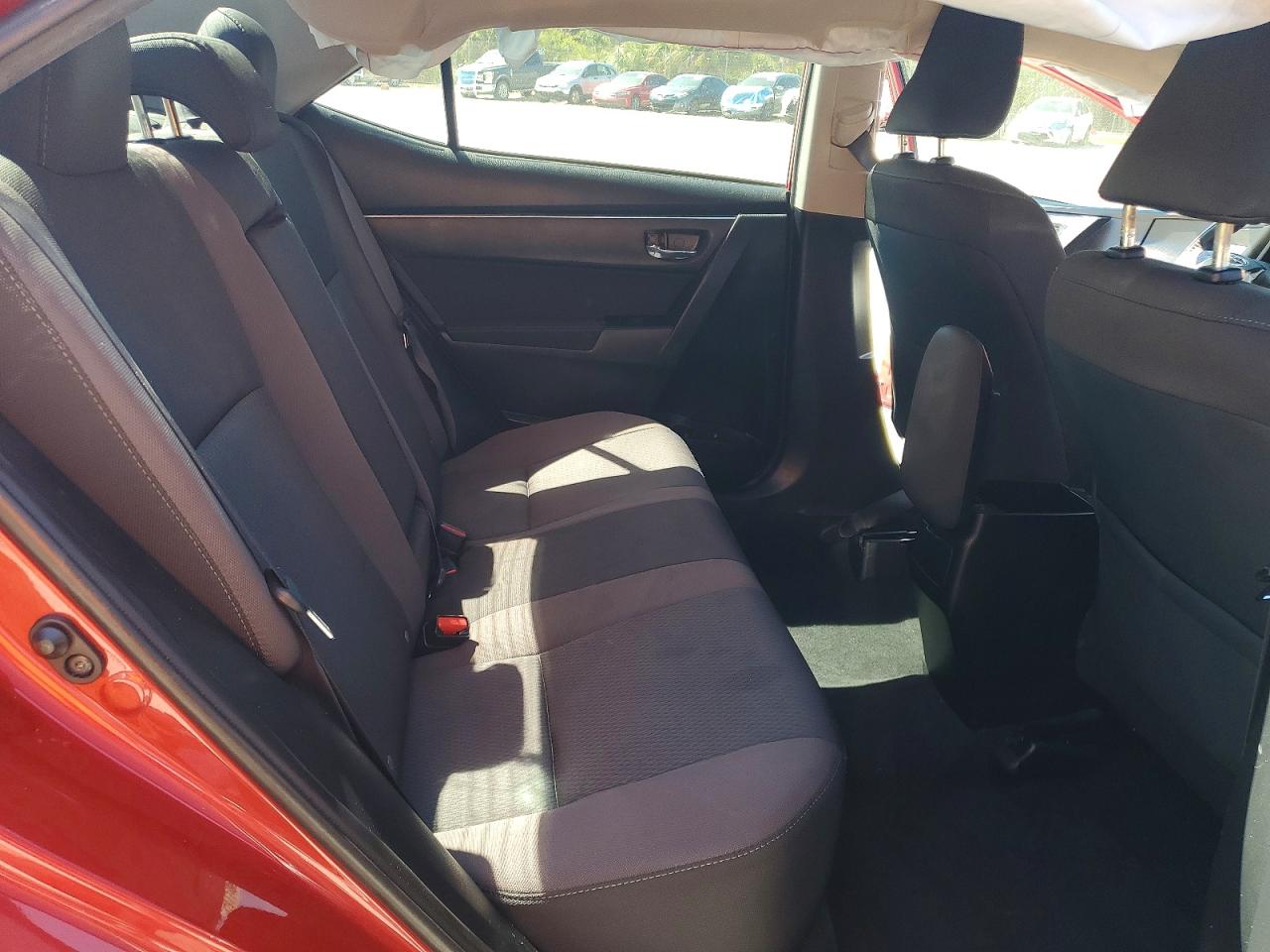 2017 TOYOTA COROLLA LE photo 10