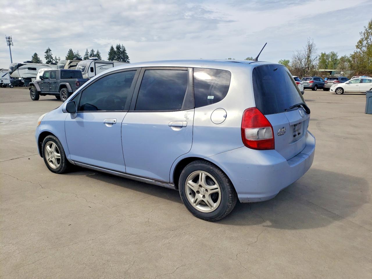 2008 HONDA FIT photo 2