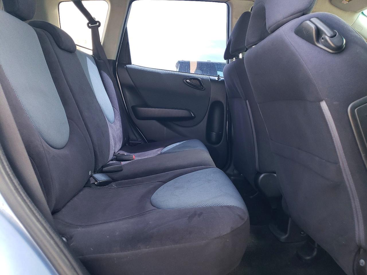 2008 HONDA FIT photo 10