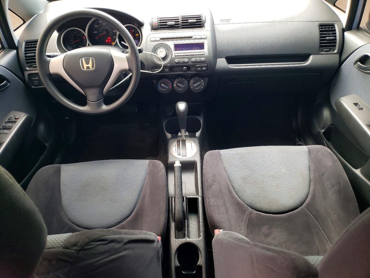 2008 HONDA FIT photo 8
