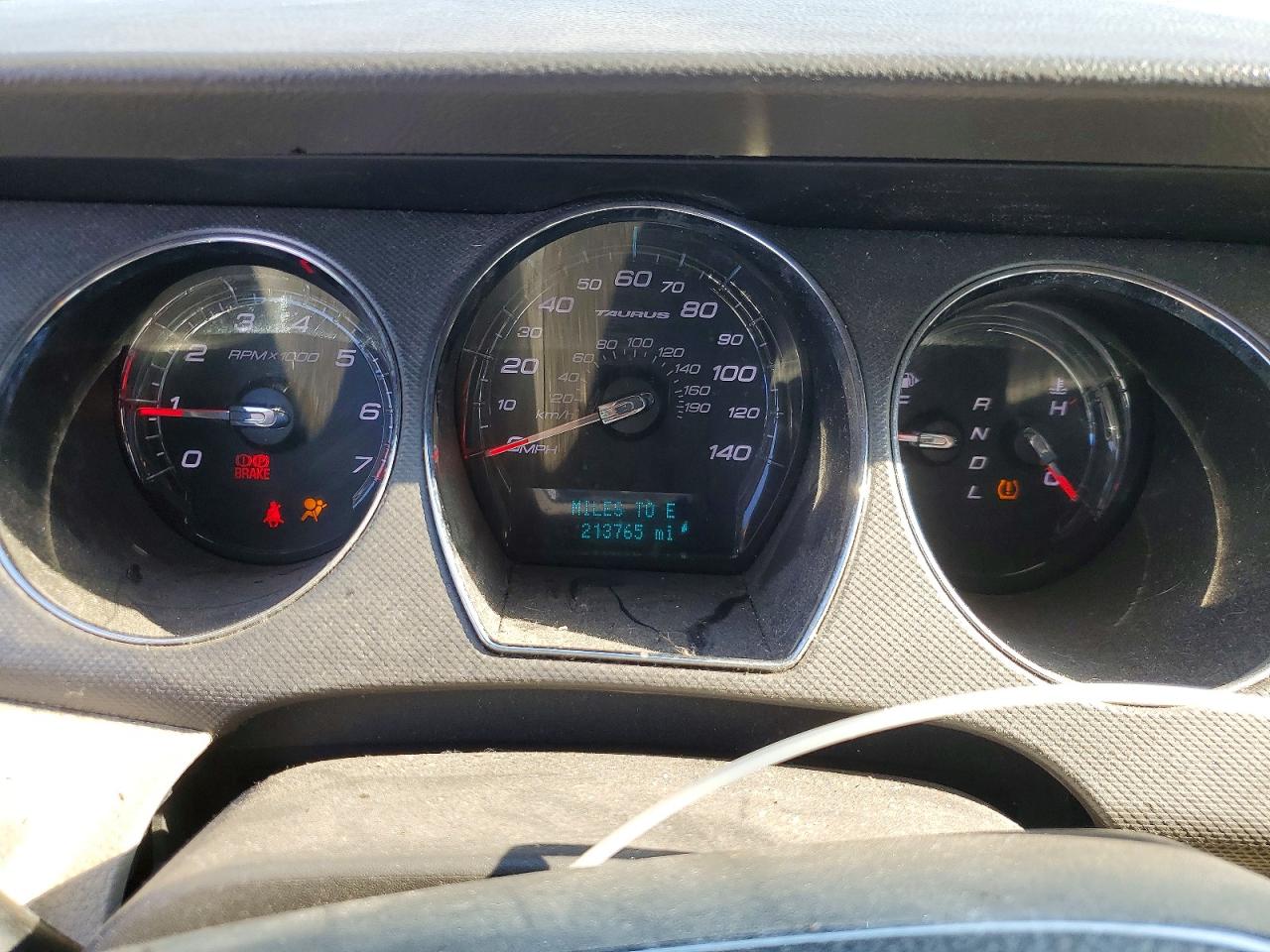 2011 FORD TAURUS SE photo 17