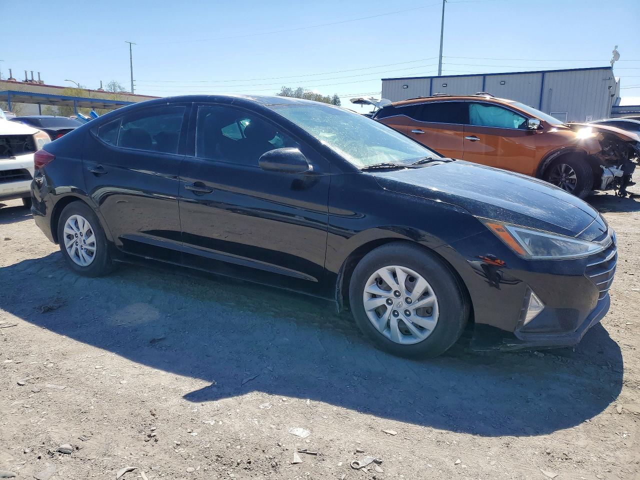 2019 HYUNDAI ELANTRA SE photo 7