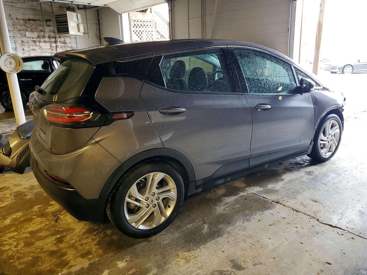 2022 CHEVROLET BOLT EV 1LT photo 3