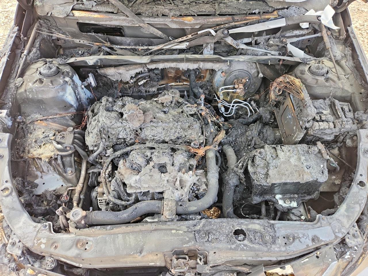 2013 HYUNDAI SONATA SE photo 31