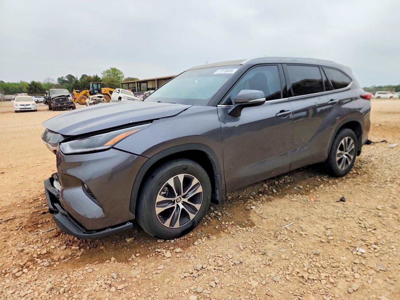 2021 TOYOTA HIGHLANDER