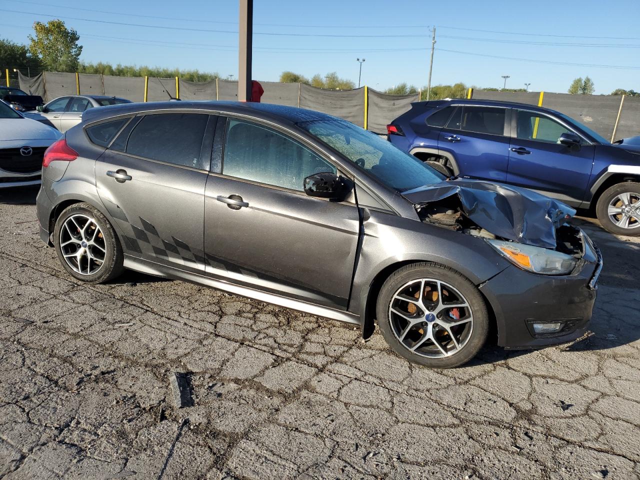 2015 FORD FOCUS SE photo 10